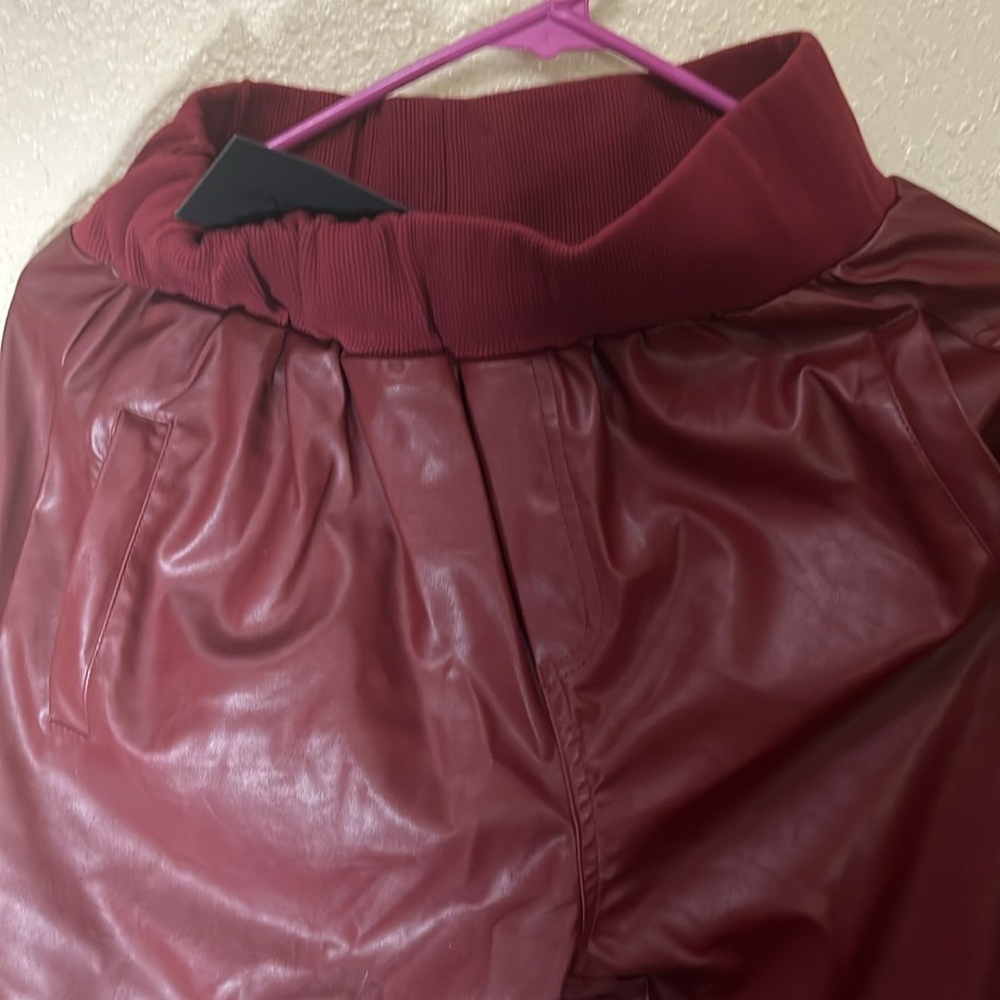 Kendal n Kylie women vegan leather joggers - Picture 6 of 8